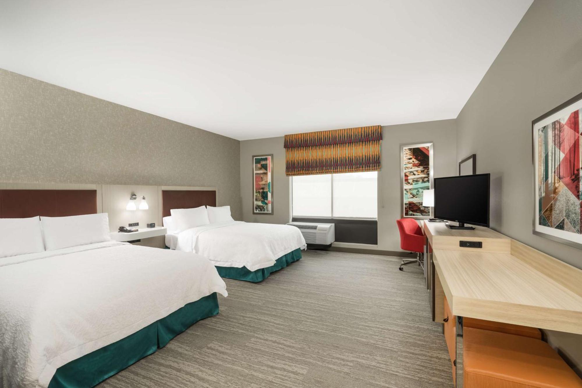 Hampton Inn Newport Exteriér fotografie